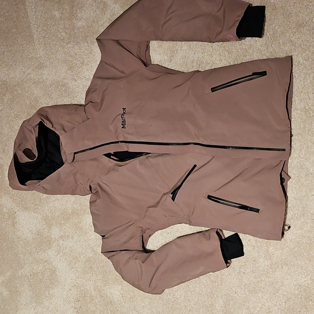 Ski jacket and pants. Size XS. Marmot. Dusty pink.